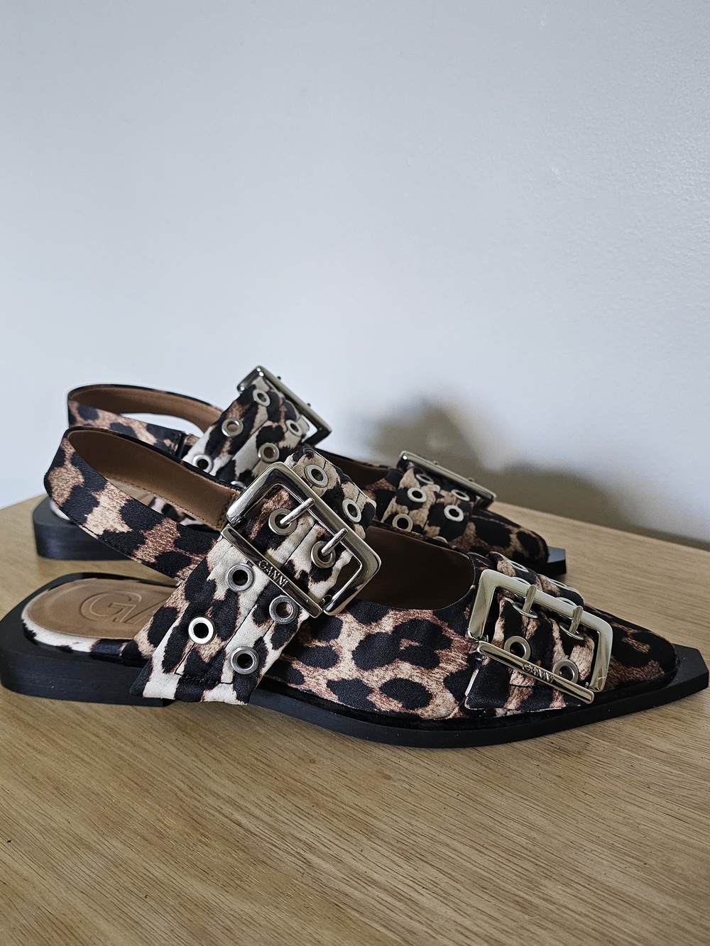 Ganni Leopard Print Buckle Slingback Flats - Black & Tan